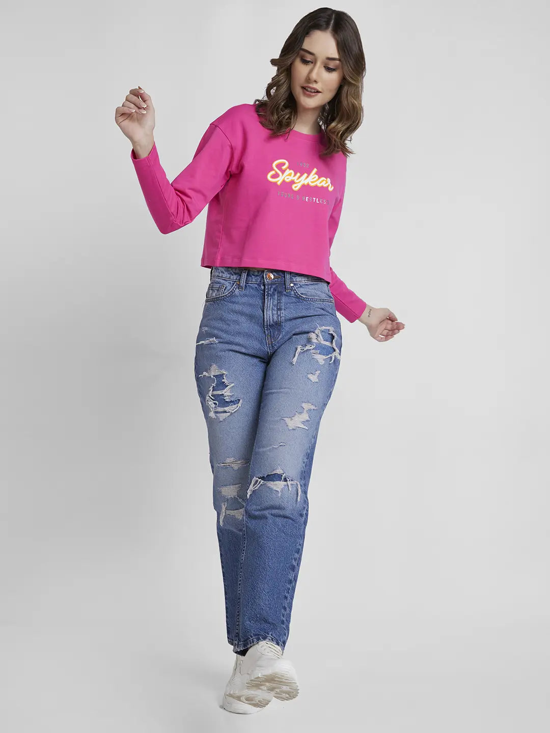 Spykar Women Luminous Pink Blended Boxy Fit Round Neck Printed Crop Sweatshirt